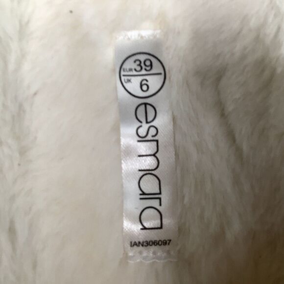 Womans Esmara Flats Sandals Slip On Shoes Off White Gold Tone Buckle EUR 39 US 8 - Picture 6 of 6